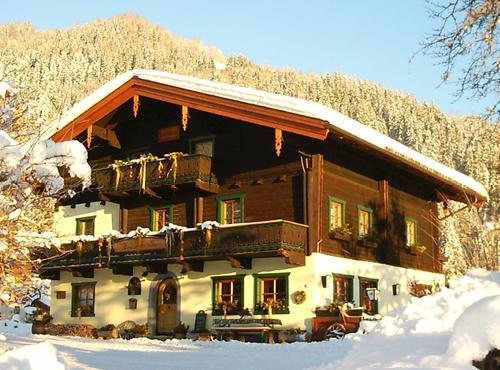 Апартаменти Brotzeitalm Пфаррверфен Екстер'єр фото